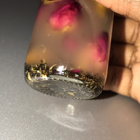 HANDMADE ROSE PEPPERMINT OIL🥀 - Picture 3 of 3